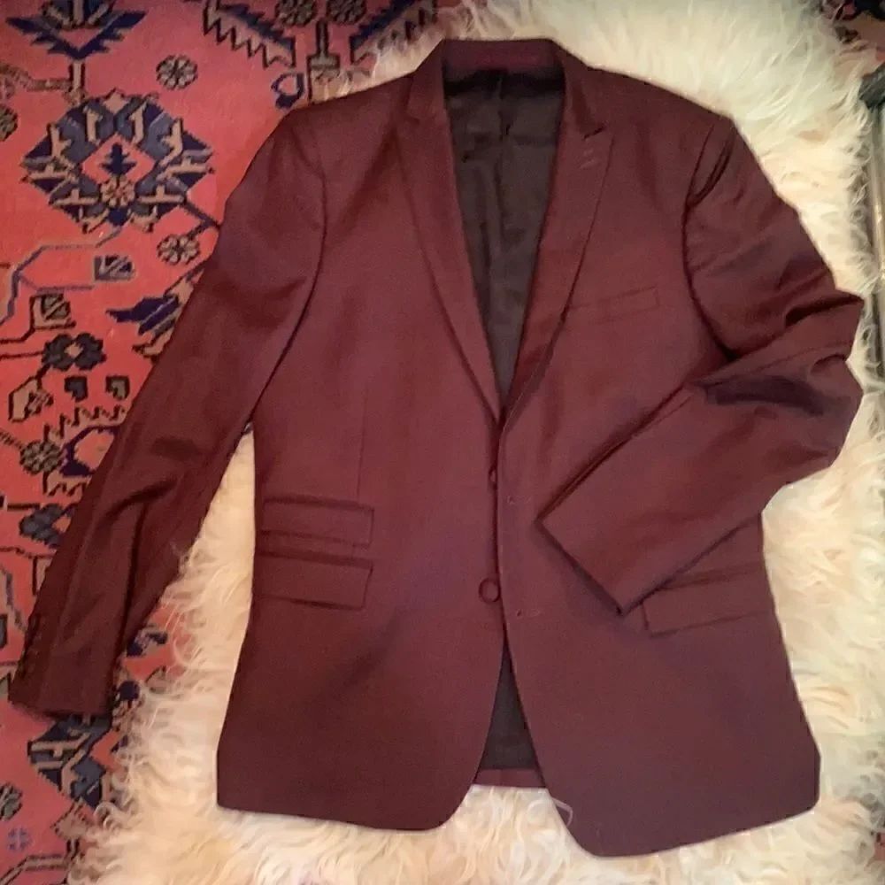 COPY - The Kooples men’s burgundy sport coat
